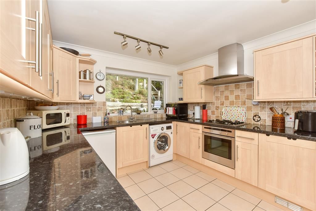 Property photo 1 of 14 Kitchen