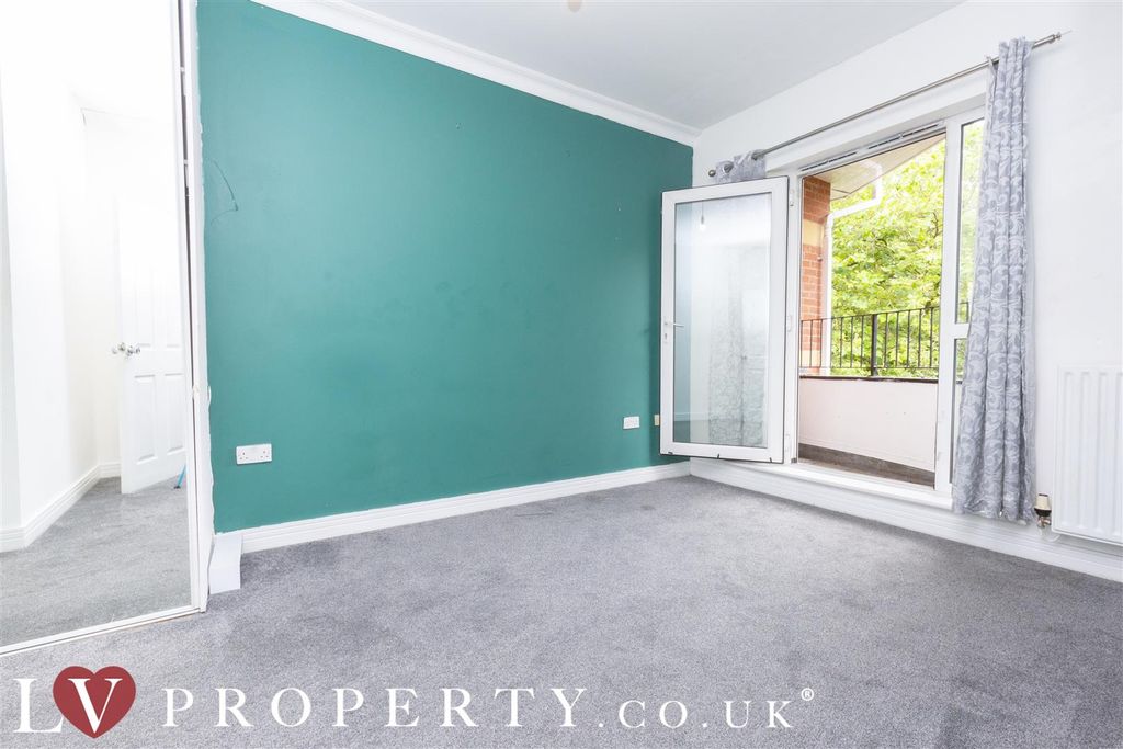 Property photo 3 of 23 N1.Jpg