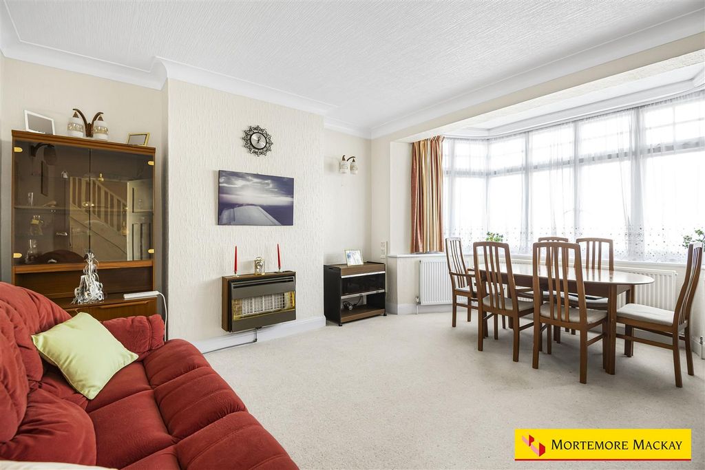 Property photo 3 of 29 7_41484_Watermarked 1.Jpg