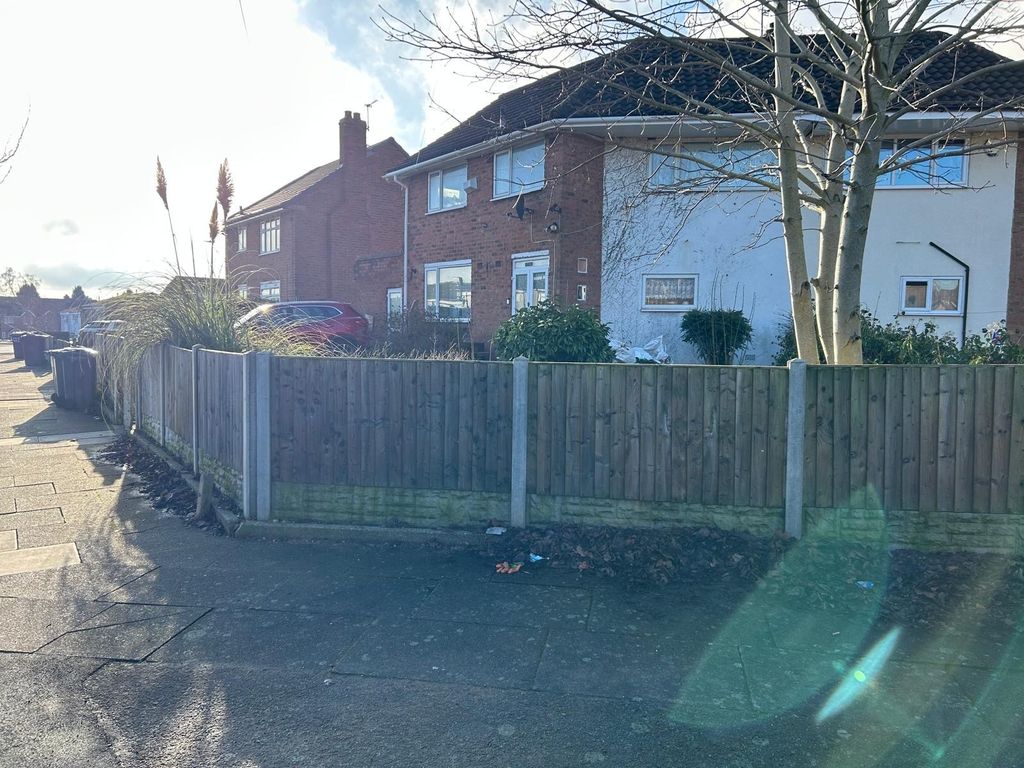 Property photo 2 of 13