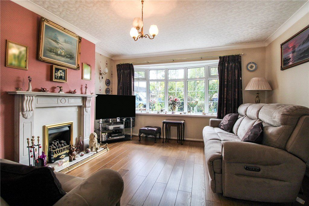 Property photo 2 of 15 Living Room