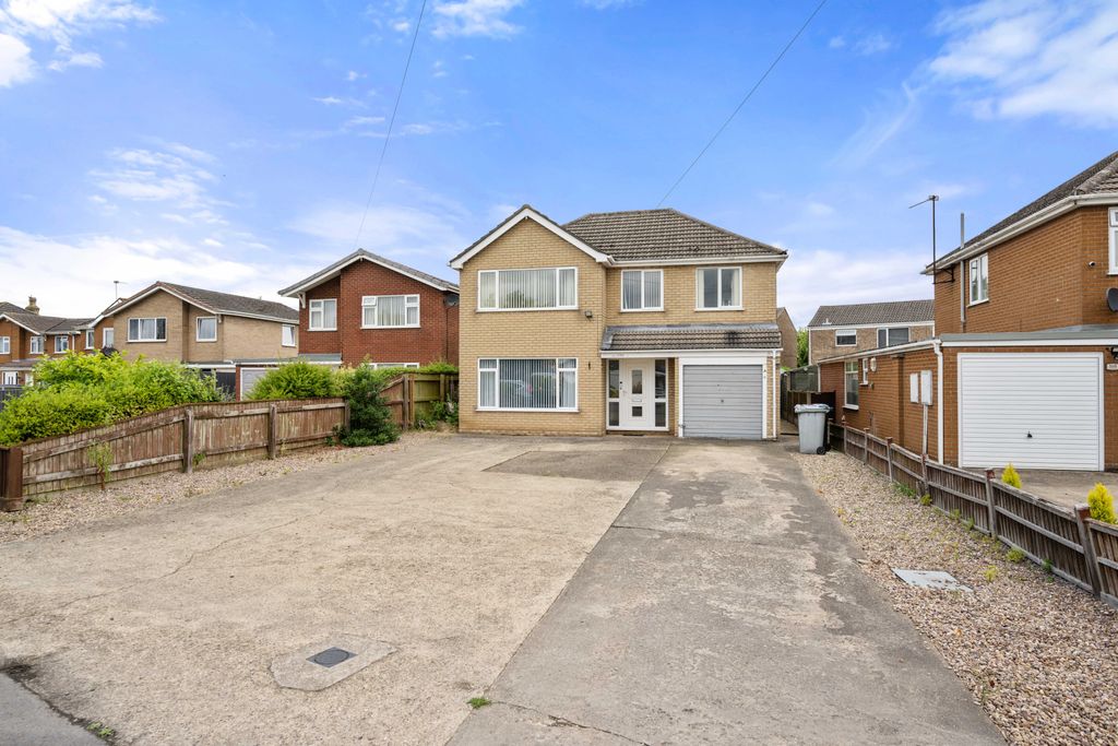 Property photo 1 of 29
