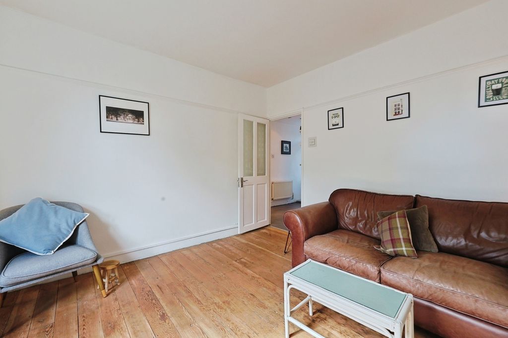 Property photo 3 of 19 Pbox-Img.Jpg