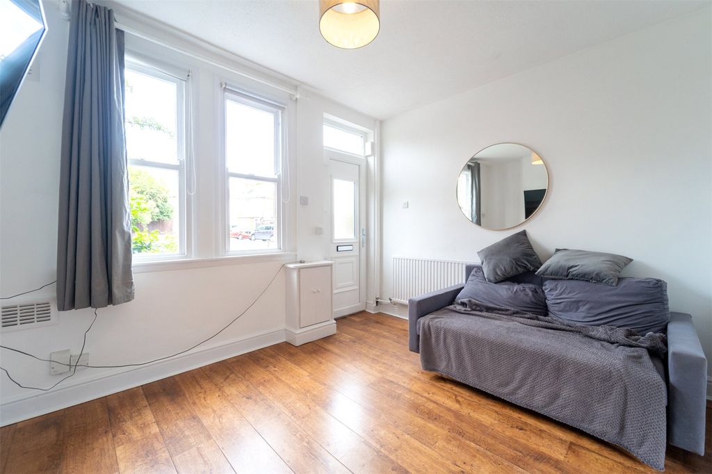 Property photo 3 of 13 Picture No. 08