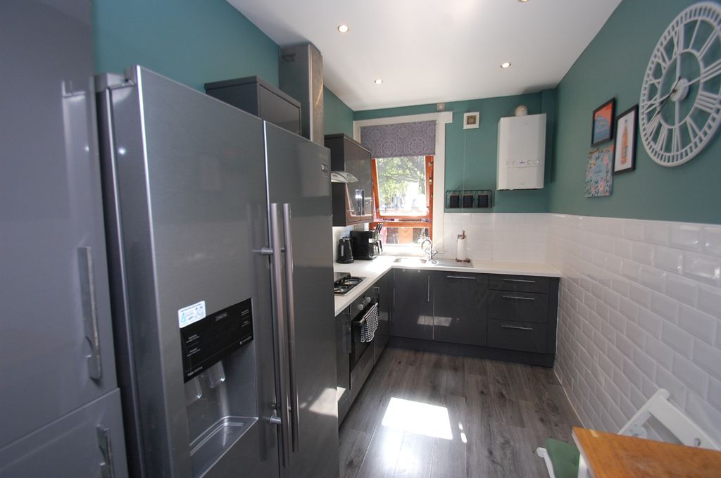 Property photo 3 of 21 4207443