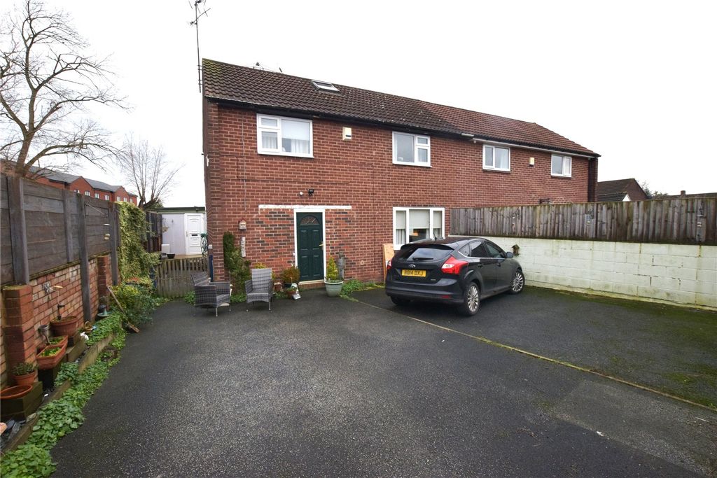 Property photo 1 of 17 Front Photo