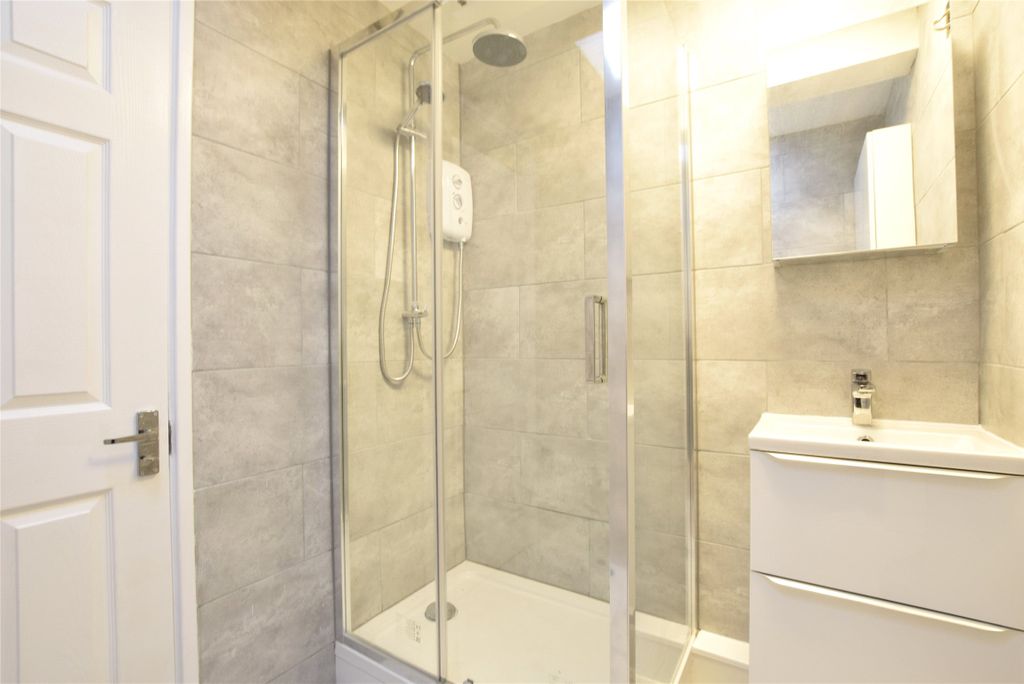 Property photo 3 of 10 Shower Room