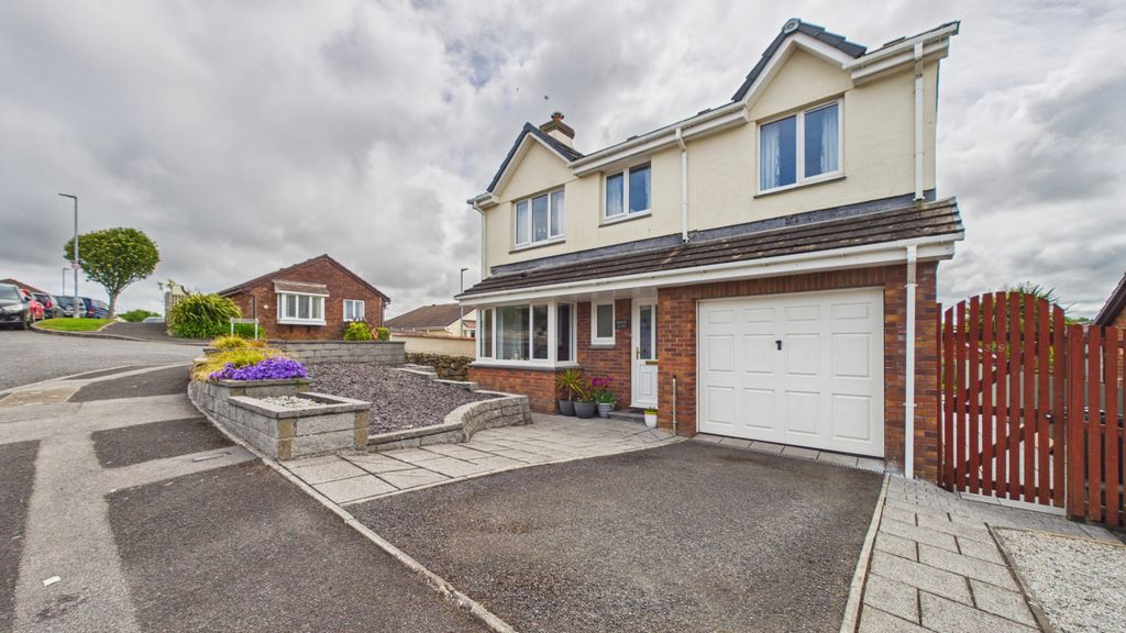 Property photo 1 of 21 5Â Bedroom Detached House For Sale