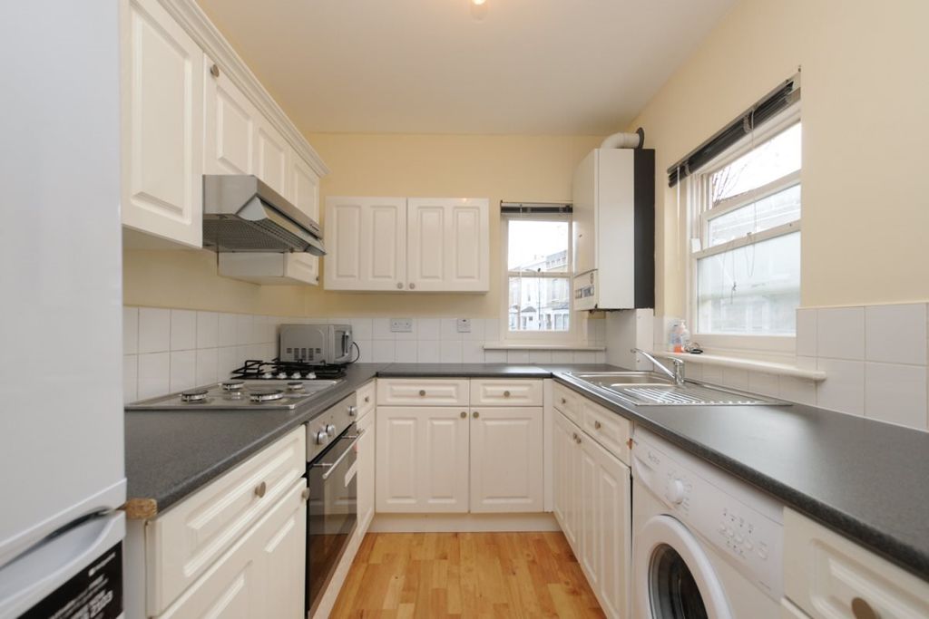 Property photo 2 of 5