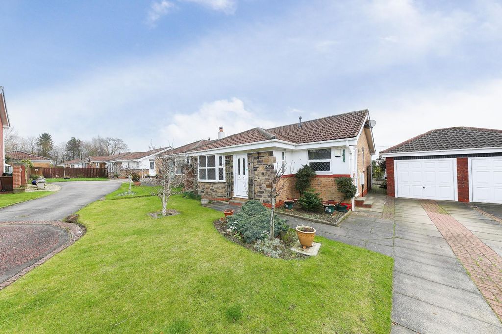 Property photo 1 of 15 Front External