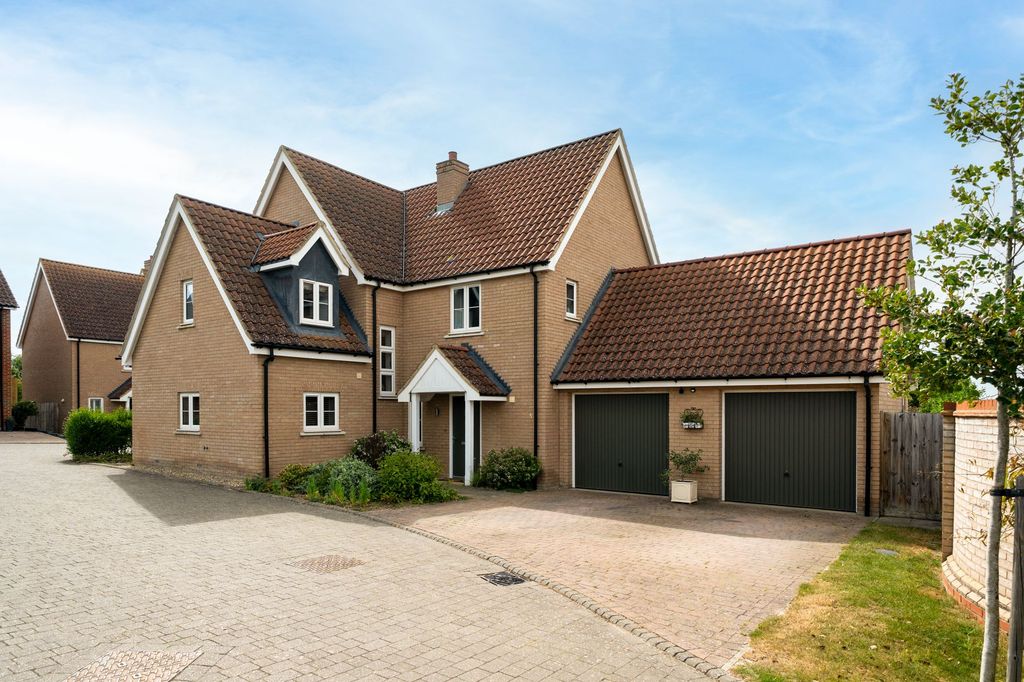 Property photo 1 of 31