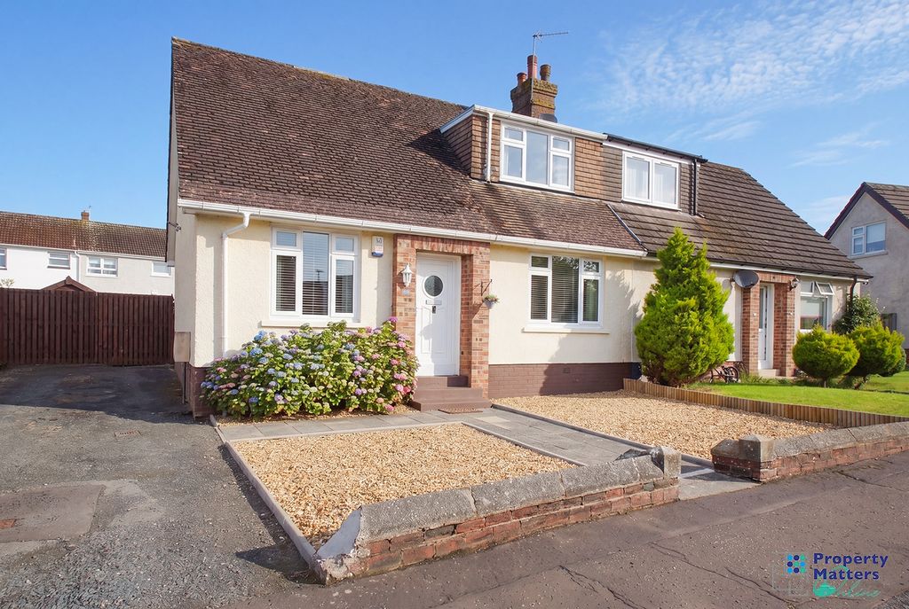 Property photo 1 of 30 3 Bedroom Semi Detached Villa