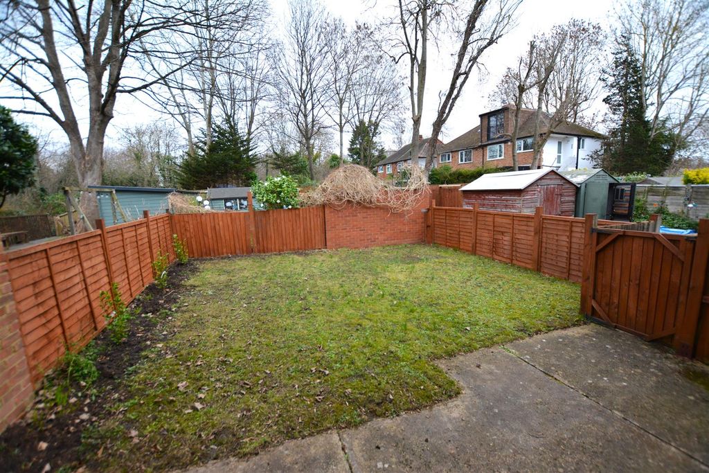Property photo 3 of 7 Win Gdn.Jpg