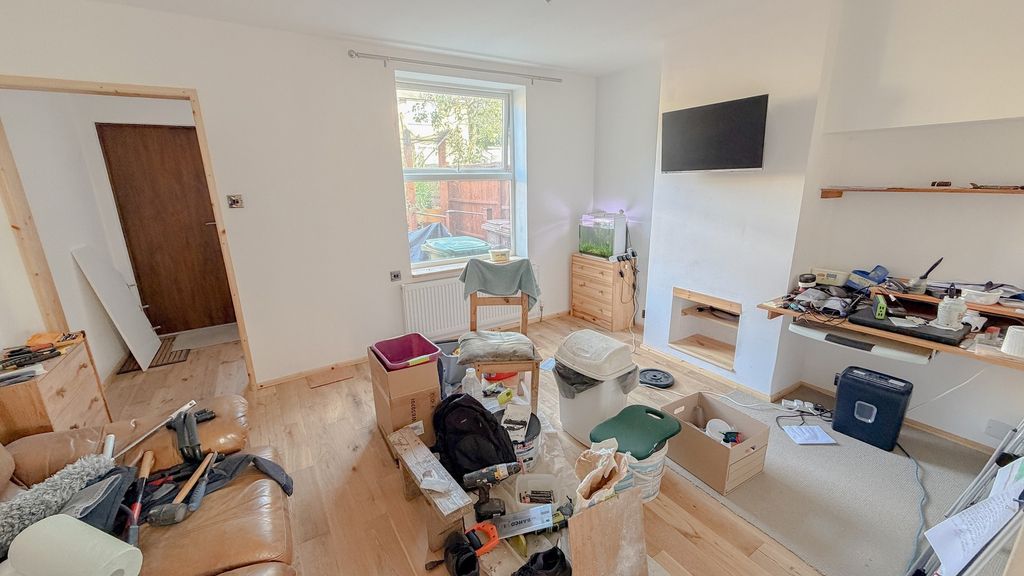 Property photo 2 of 25 Not Specified