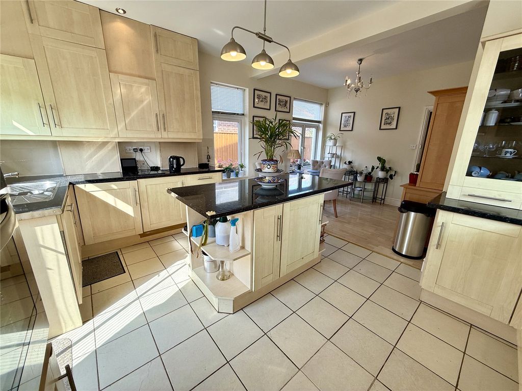 Property photo 3 of 25 Picture No. 06