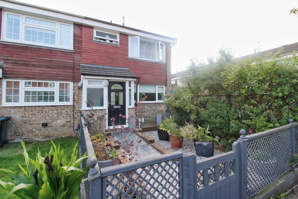 Property photo 1 of 24