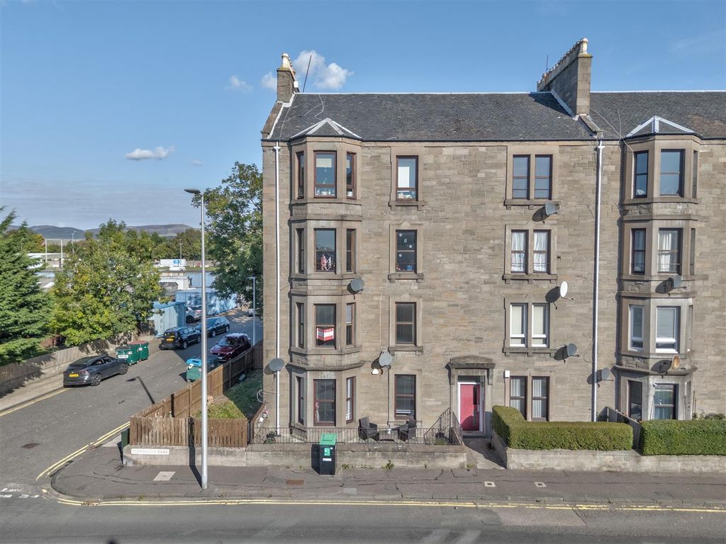 Property photo 1 of 13 1R 321 Clepington Road Dundee-5.Jpg