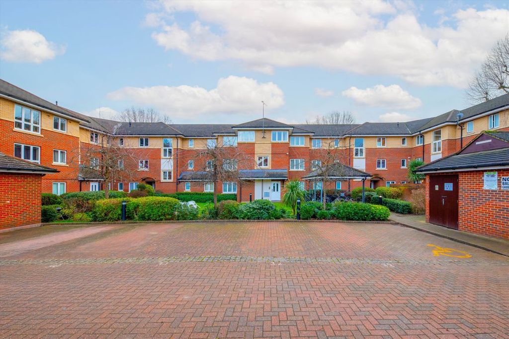 Property photo 1 of 1