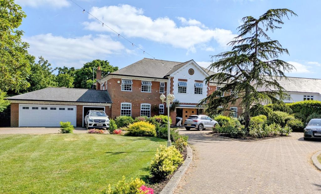 Property photo 2 of 64 4107834