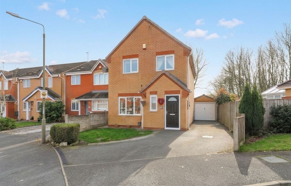 Property photo 1 of 24