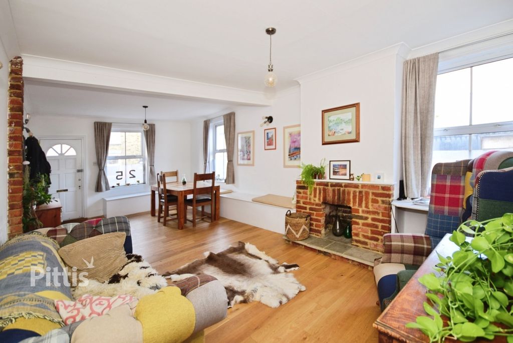 Property photo 2 of 16 Living To Dining