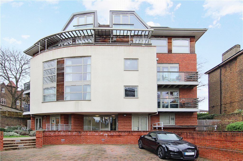 Property photo 3 of 8 Picture No. 11