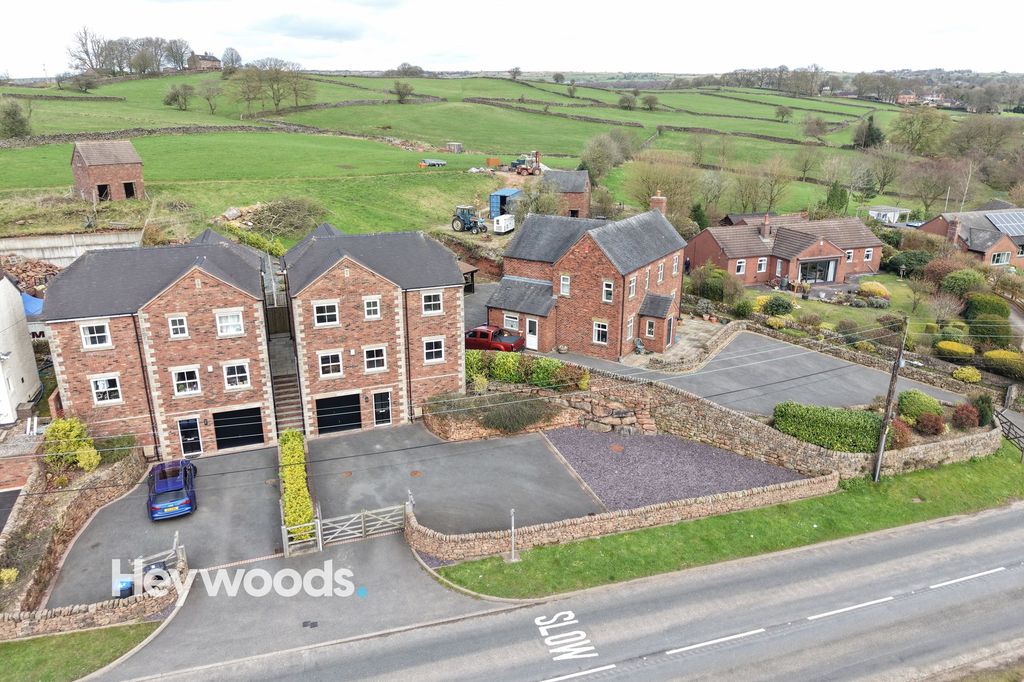 Property photo 2 of 68