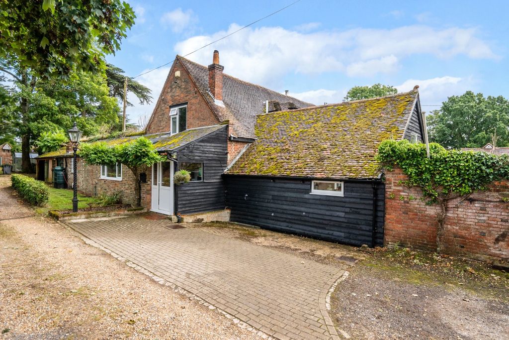 Property photo 2 of 20 Picture No. 19