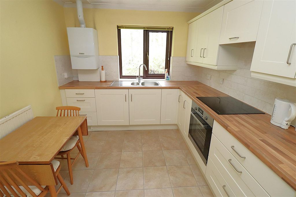 Property photo 3 of 14 Img_8605.Jpg