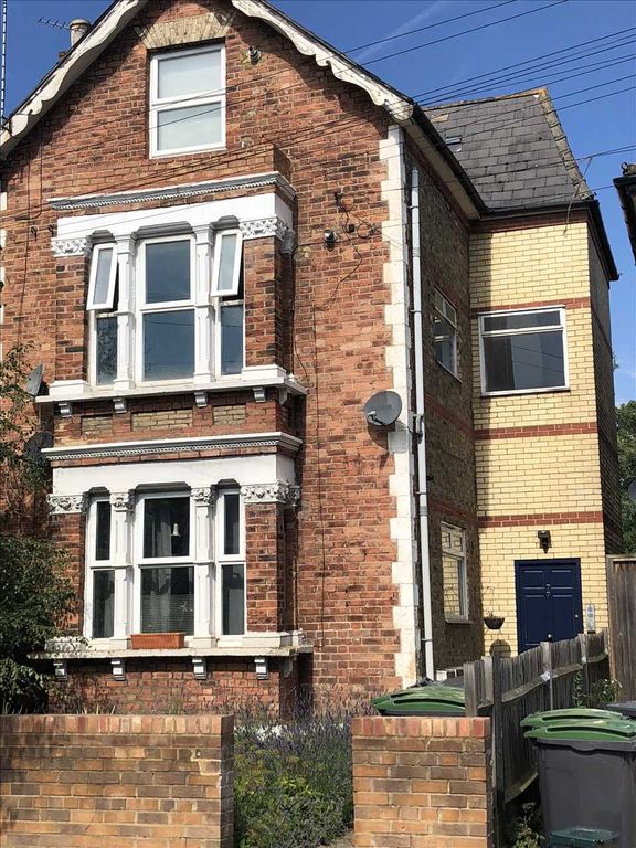 Property photo 2 of 27