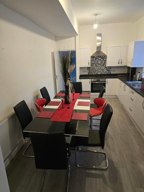 Property photo 2 of 10 Fb4dc4Bb-9705-41B5-8F14-508796Ff7Ad8