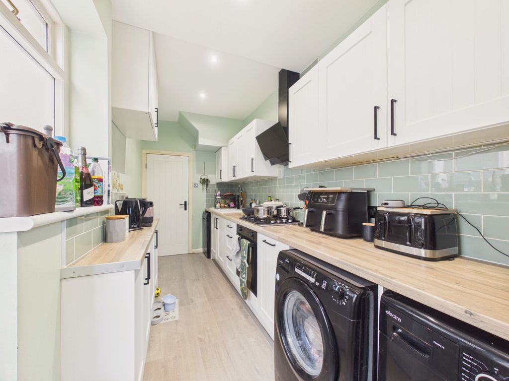 Property photo 3 of 12 5202813
