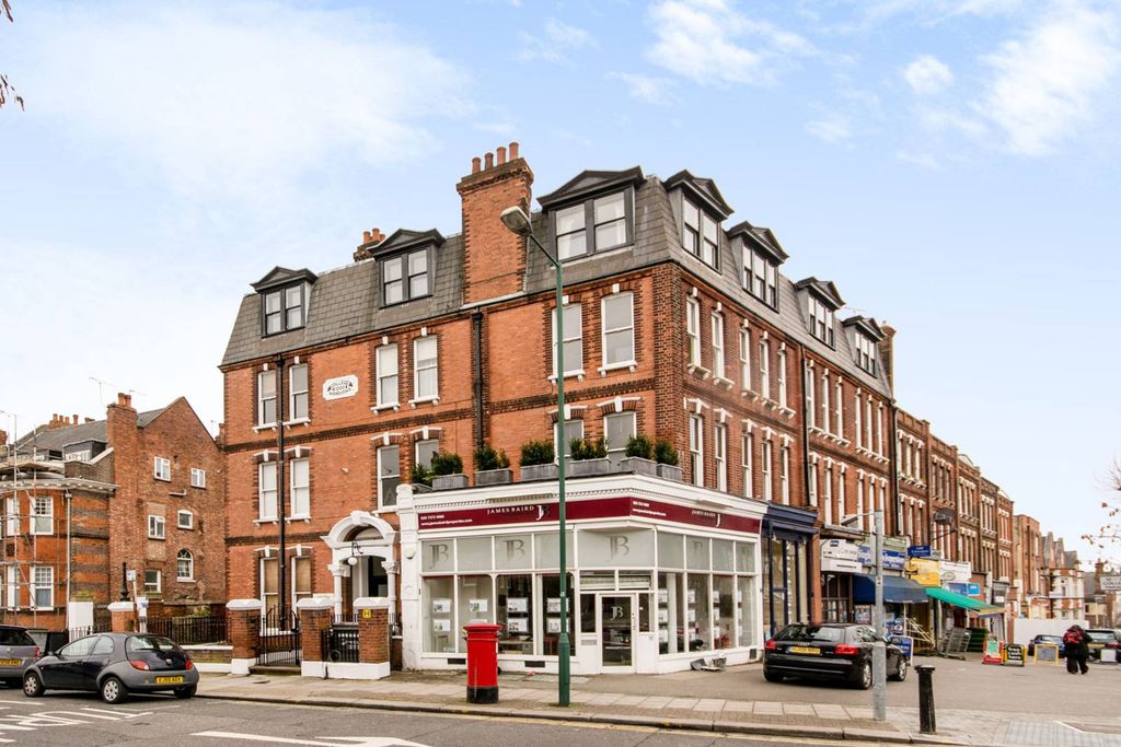 Property photo 1 of 12