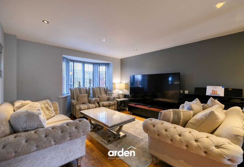 Property photo 3 of 15