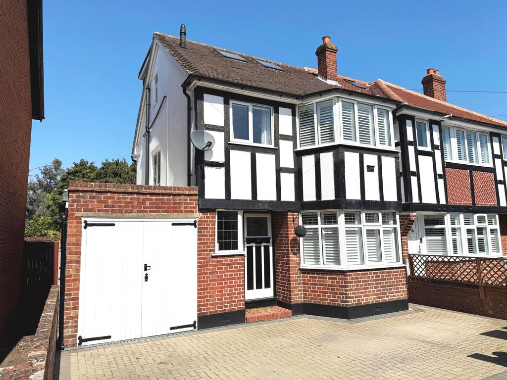 Property photo 1 of 16 Front