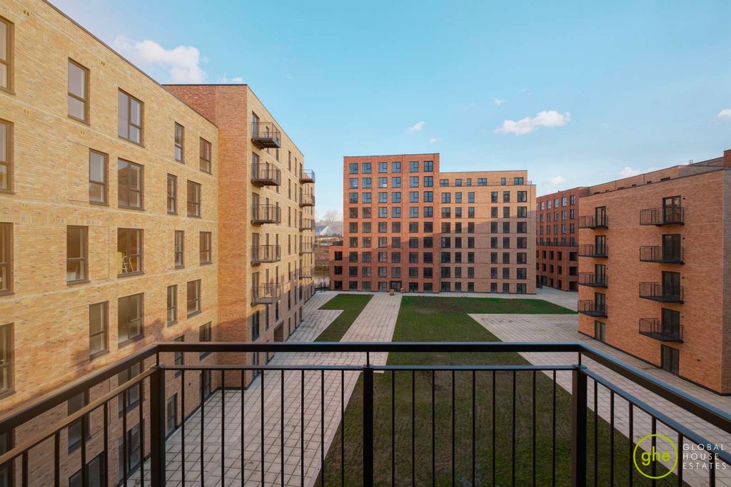 Property photo 3 of 7