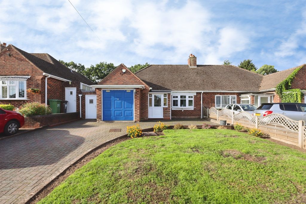 Property photo 1 of 17