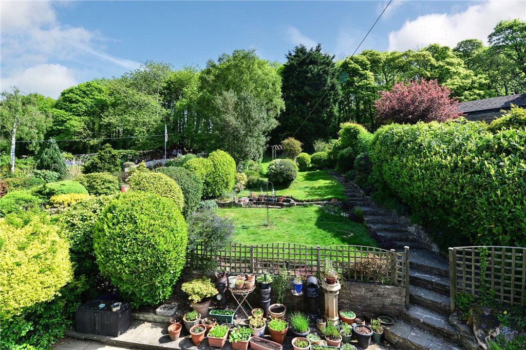 Property photo 3 of 29 Garden
