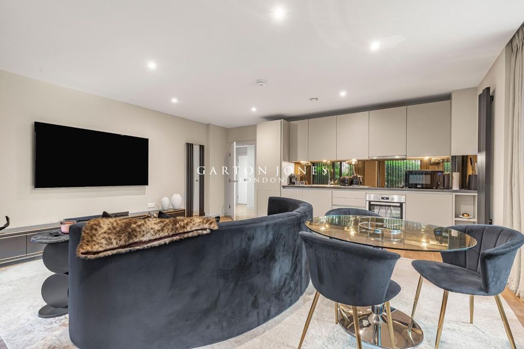 Property photo 1 of 11 Open Plan Living