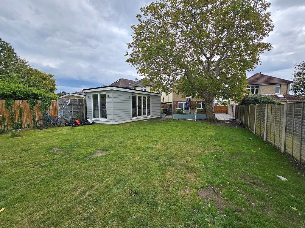 Property photo 2 of 38