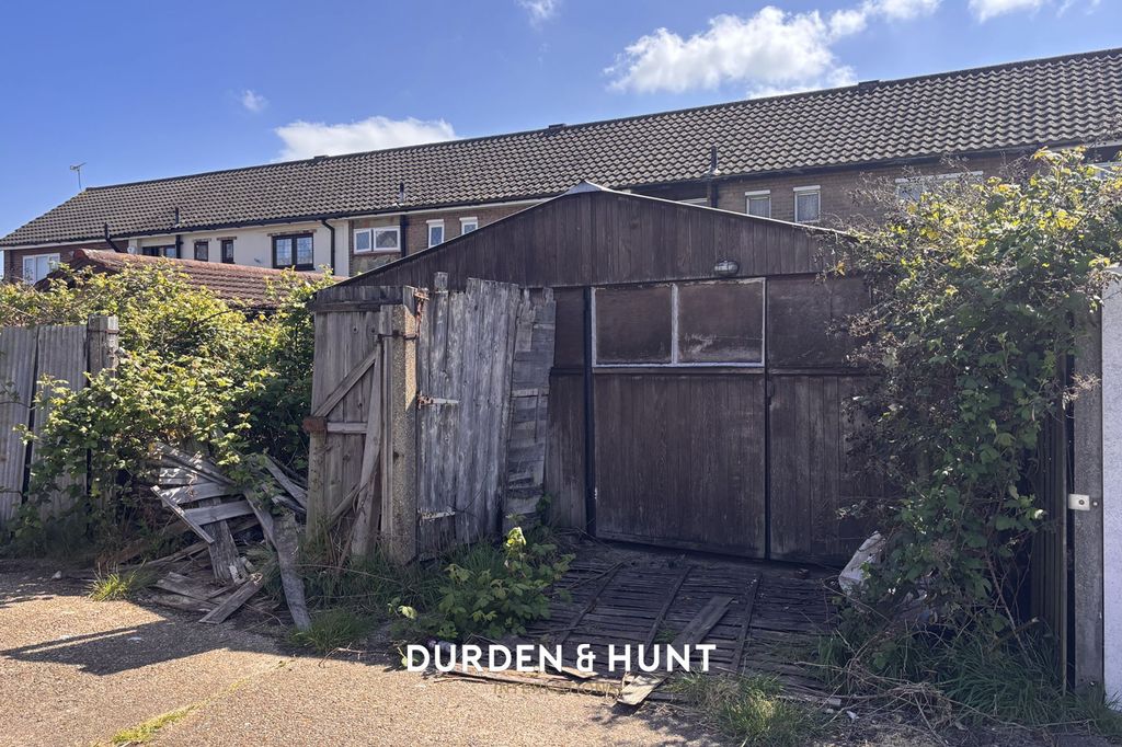 Property photo 3 of 3