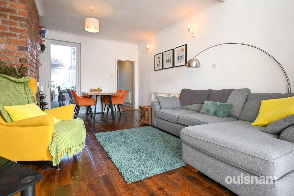 Property photo 2 of 24 Picture No. 20