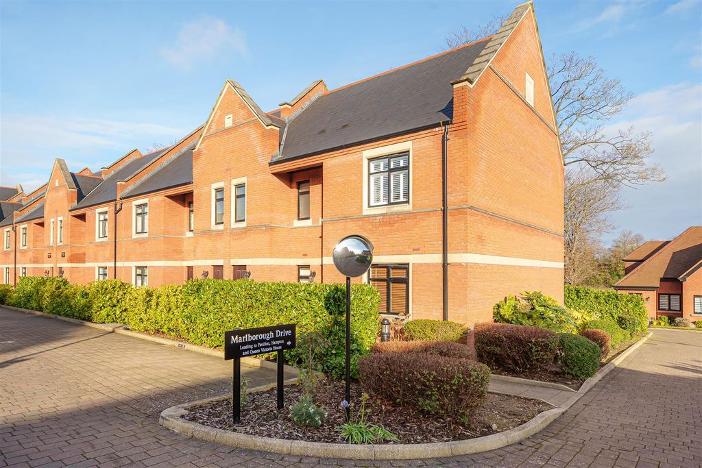 Property photo 1 of 16 Exterior: