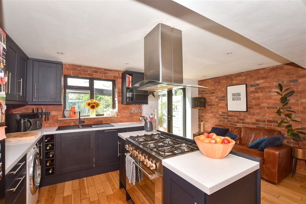 Property photo 2 of 11 Kitchen/Diner