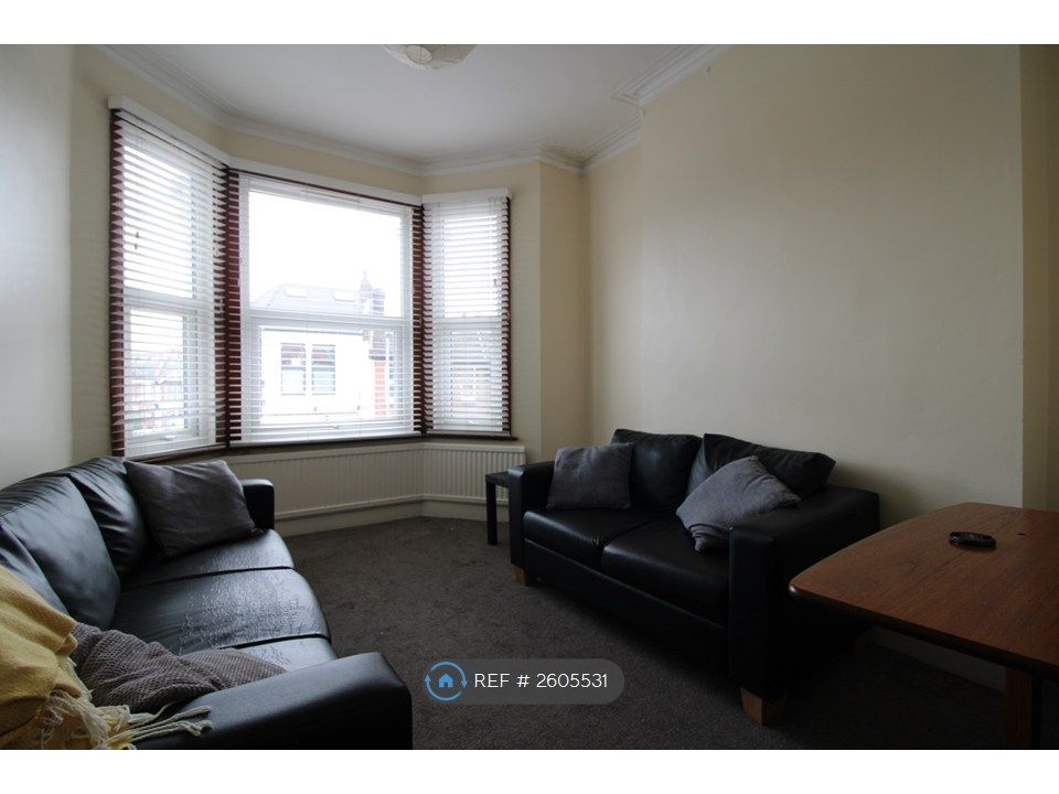 Property photo 1 of 4