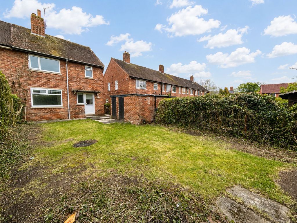 Property photo 2 of 11