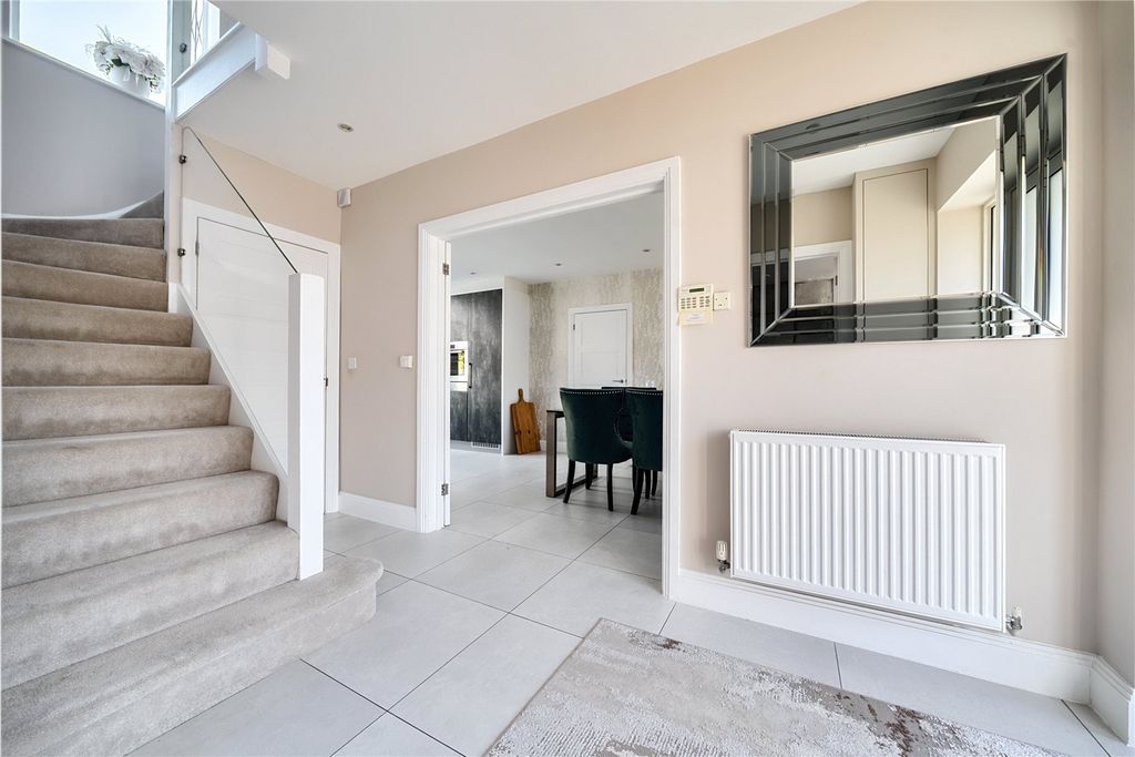 Property photo 3 of 41 Picture No. 35