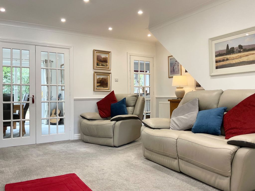 Property photo 3 of 26