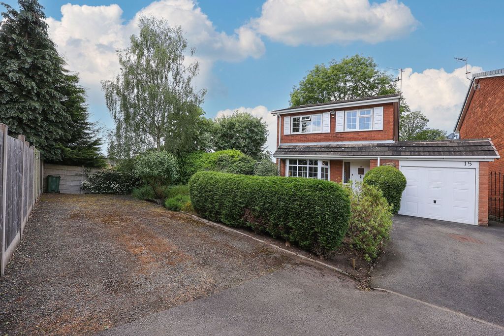 Property photo 3 of 44