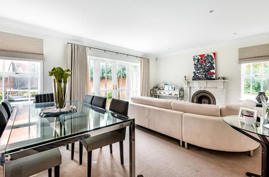 Property photo 3 of 8